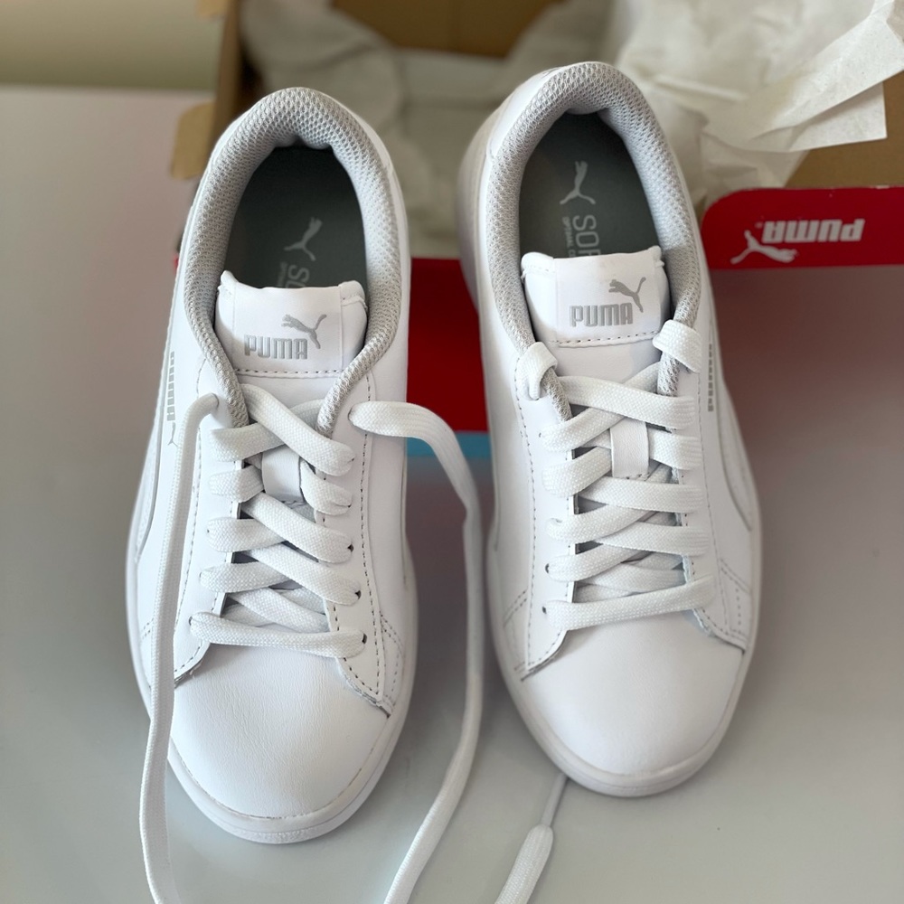 Brand New White Puma Sneakers